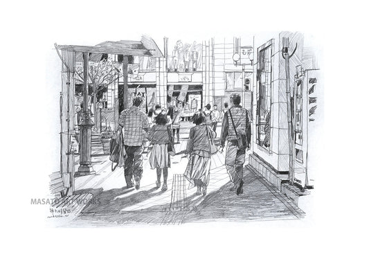 PD-Personas caminando por la acera