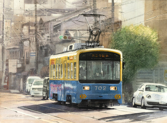 10. Streetcars running on shared tracks